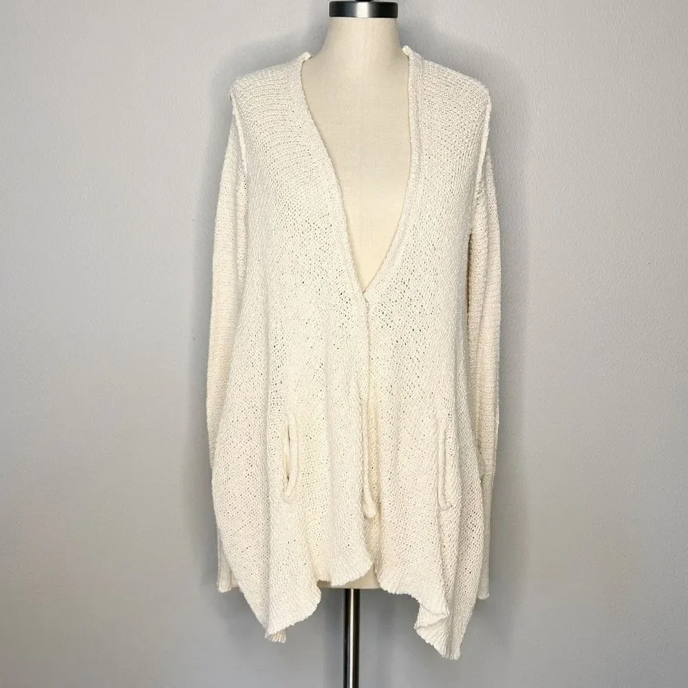 Free People Shark Hem Cardigan Size XS Cream Cotton blend Seen on Taylor Swift